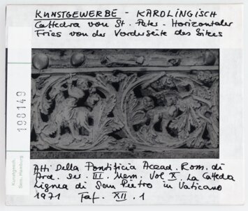 Vorschaubild Kunstgewerbe-Karolingisch: Cathedra St. Peter, Vatican, Horizontaler Fries von der Vorderseite des Sitzes Diasammlung